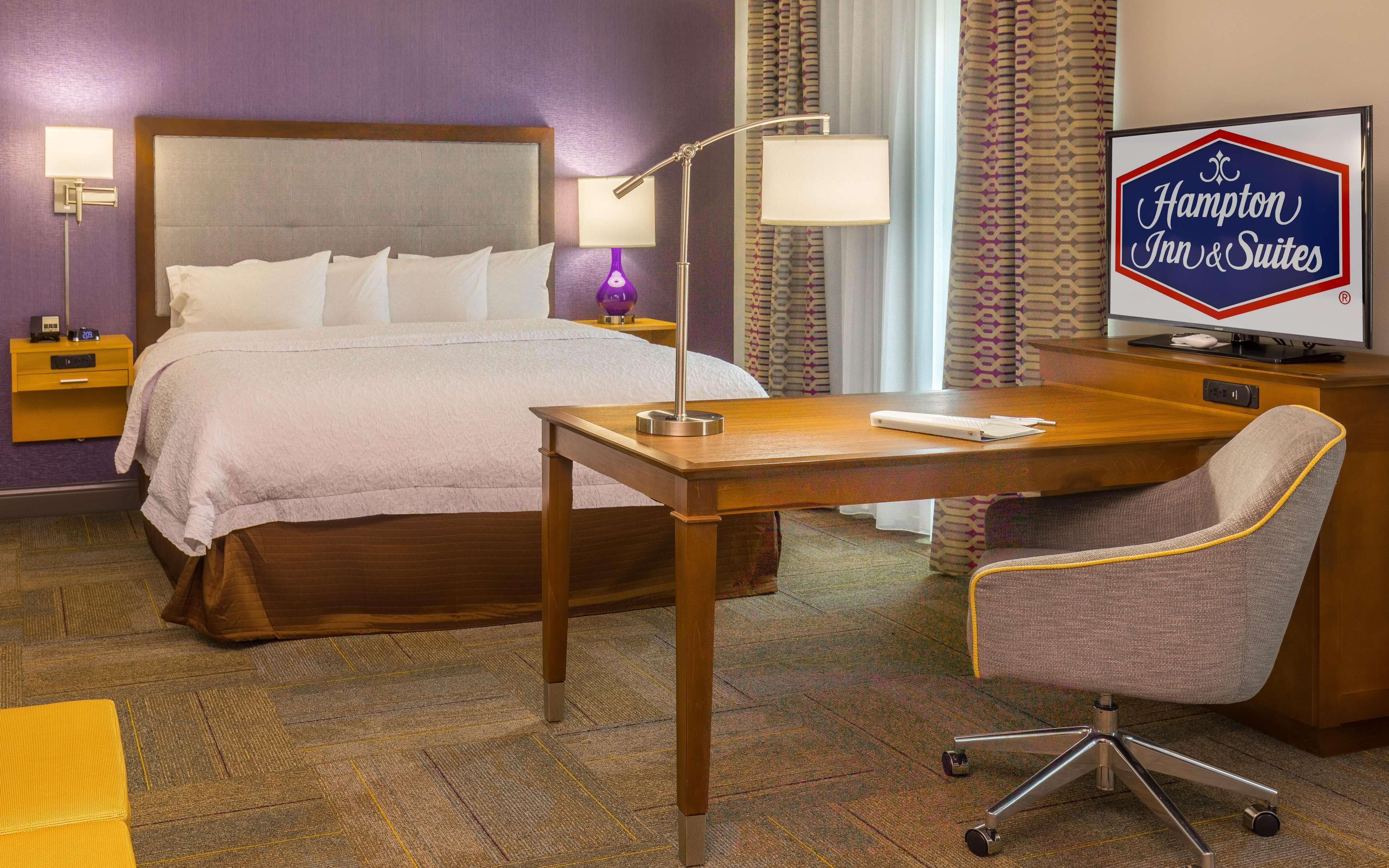 Hampton Inn & Suites ダブリン エクステリア 写真
