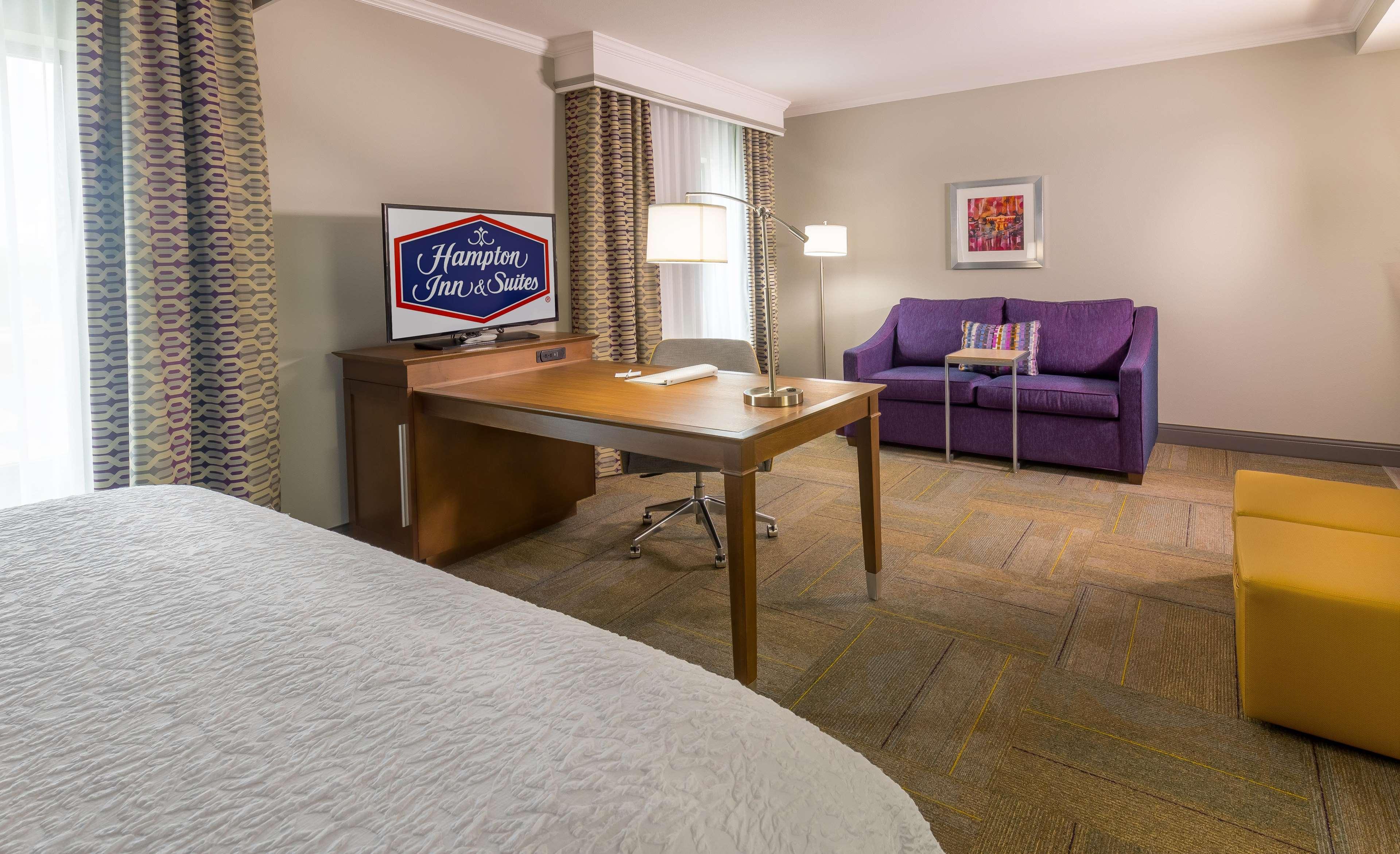 Hampton Inn & Suites ダブリン エクステリア 写真
