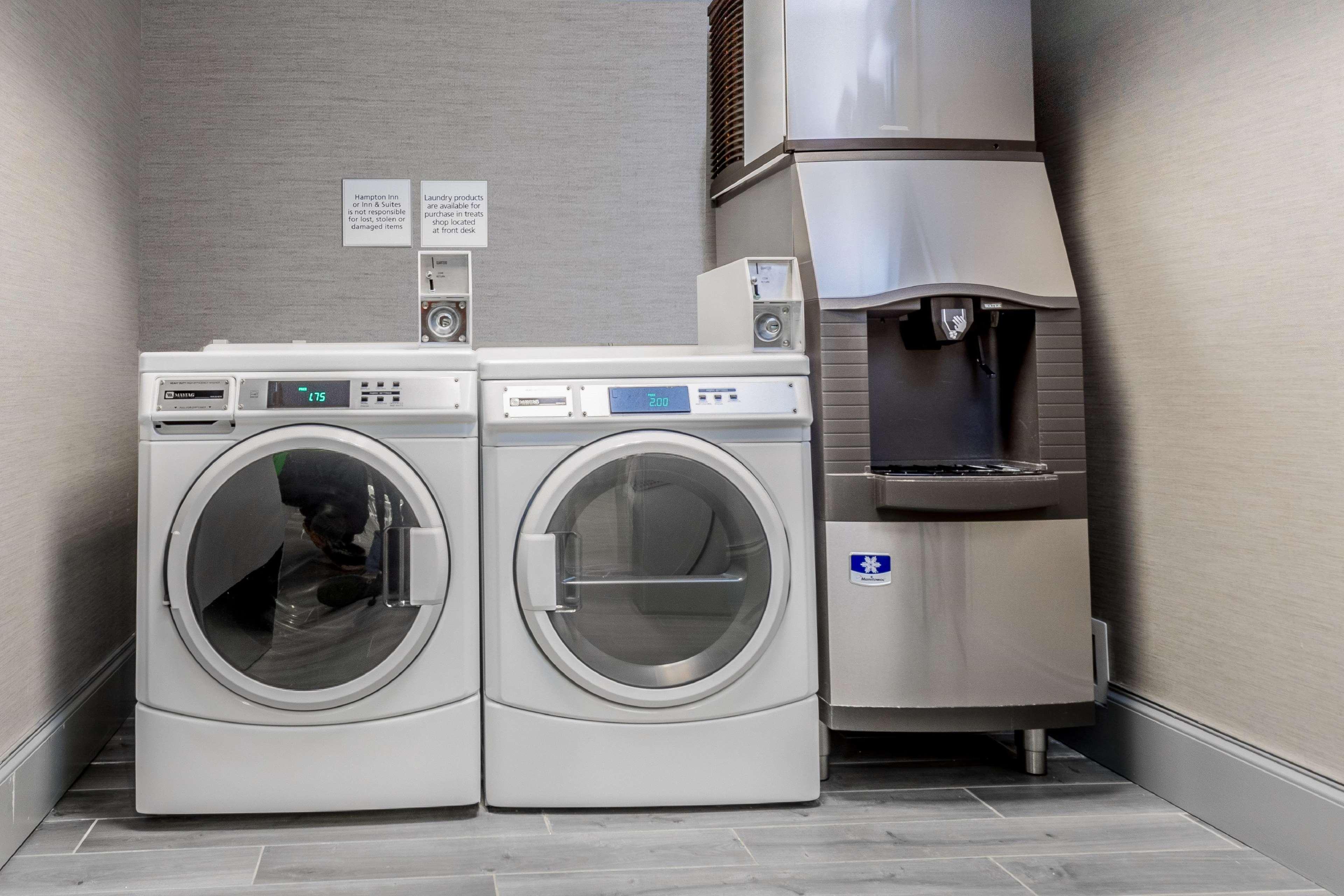 Hampton Inn & Suites ダブリン エクステリア 写真