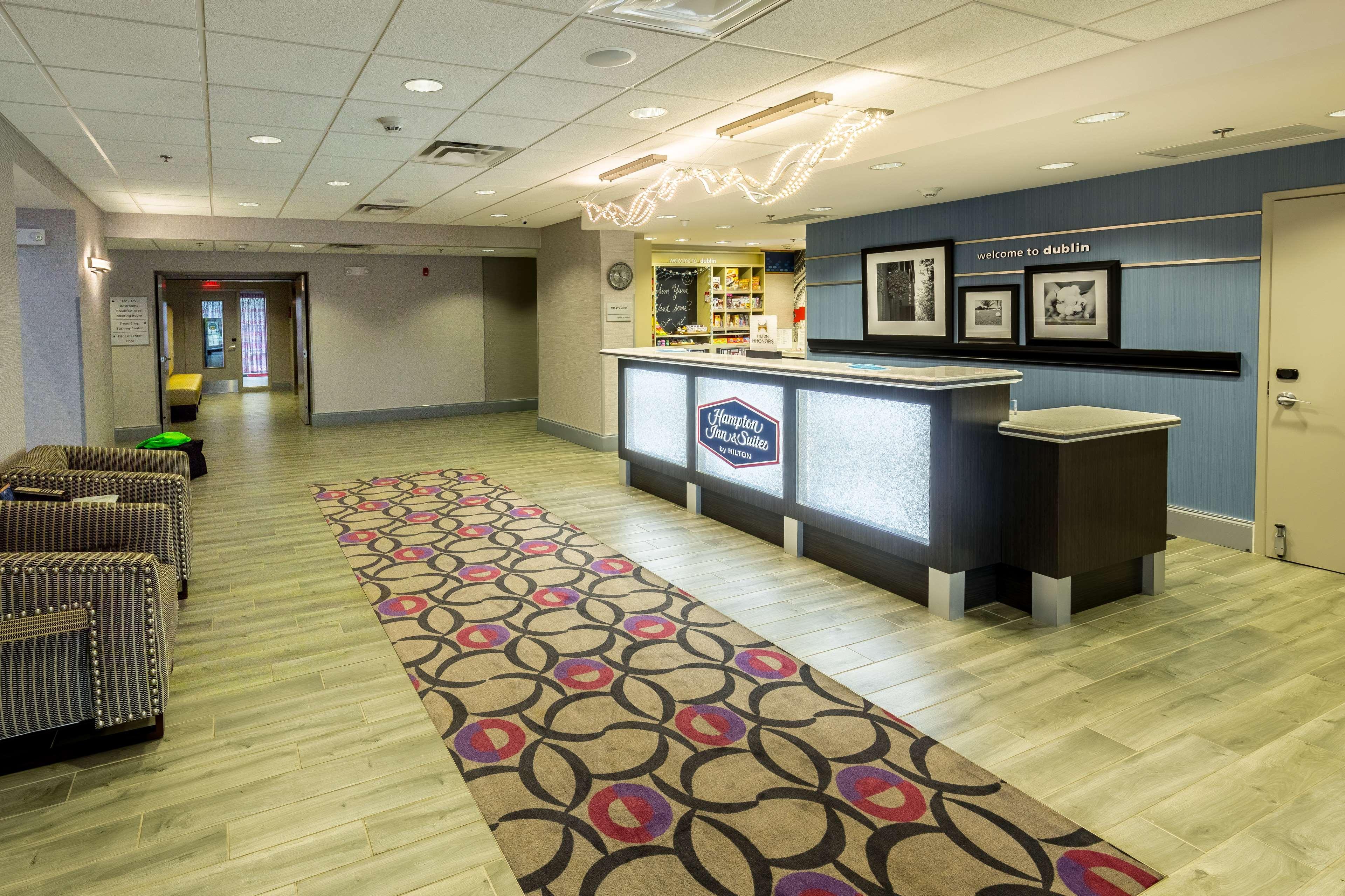 Hampton Inn & Suites ダブリン エクステリア 写真